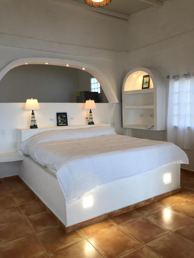 Oceanfront Bungalows - Paradise Rentals 圣卡塔利娜岛 外观 照片