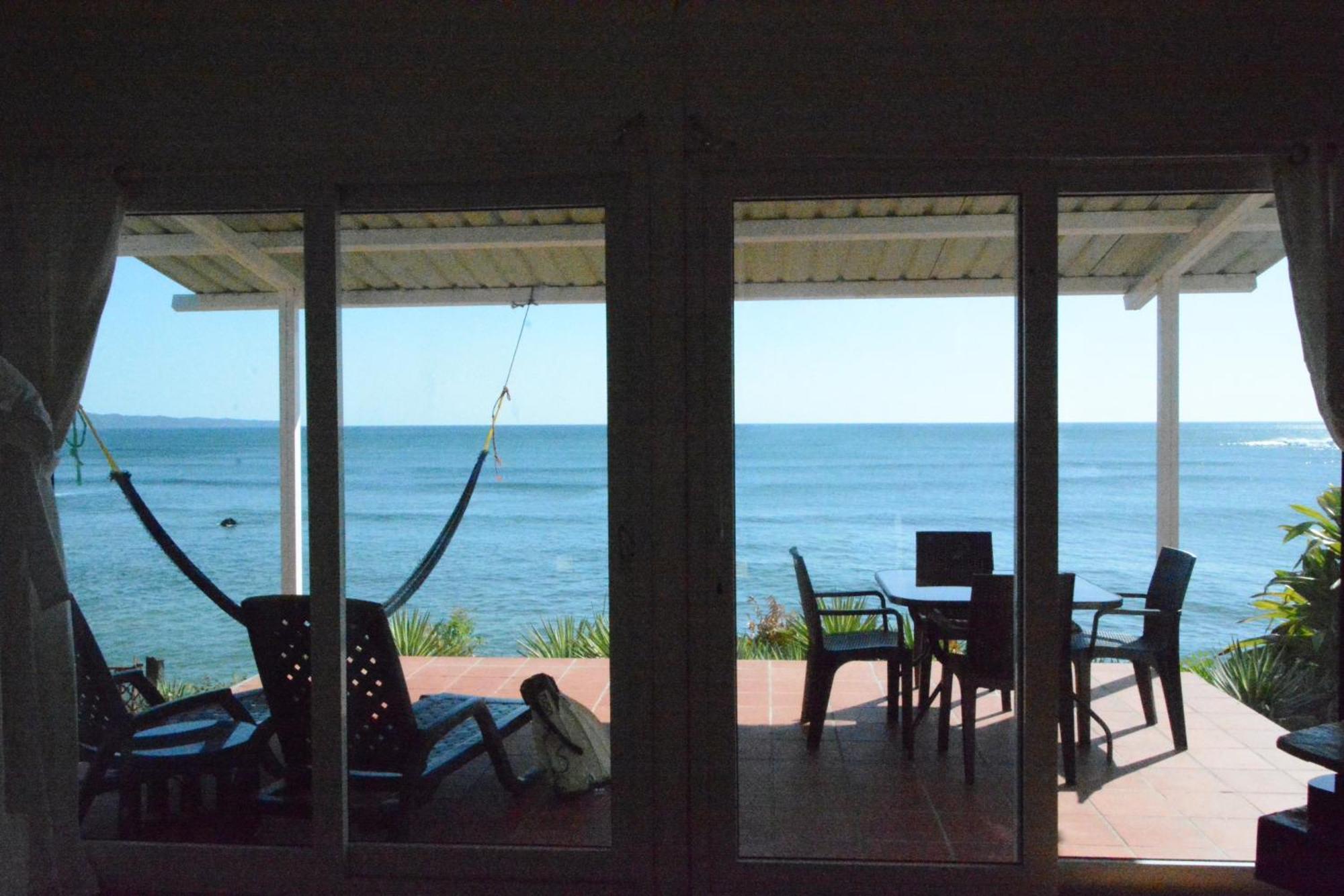 Oceanfront Bungalows - Paradise Rentals 圣卡塔利娜岛 外观 照片